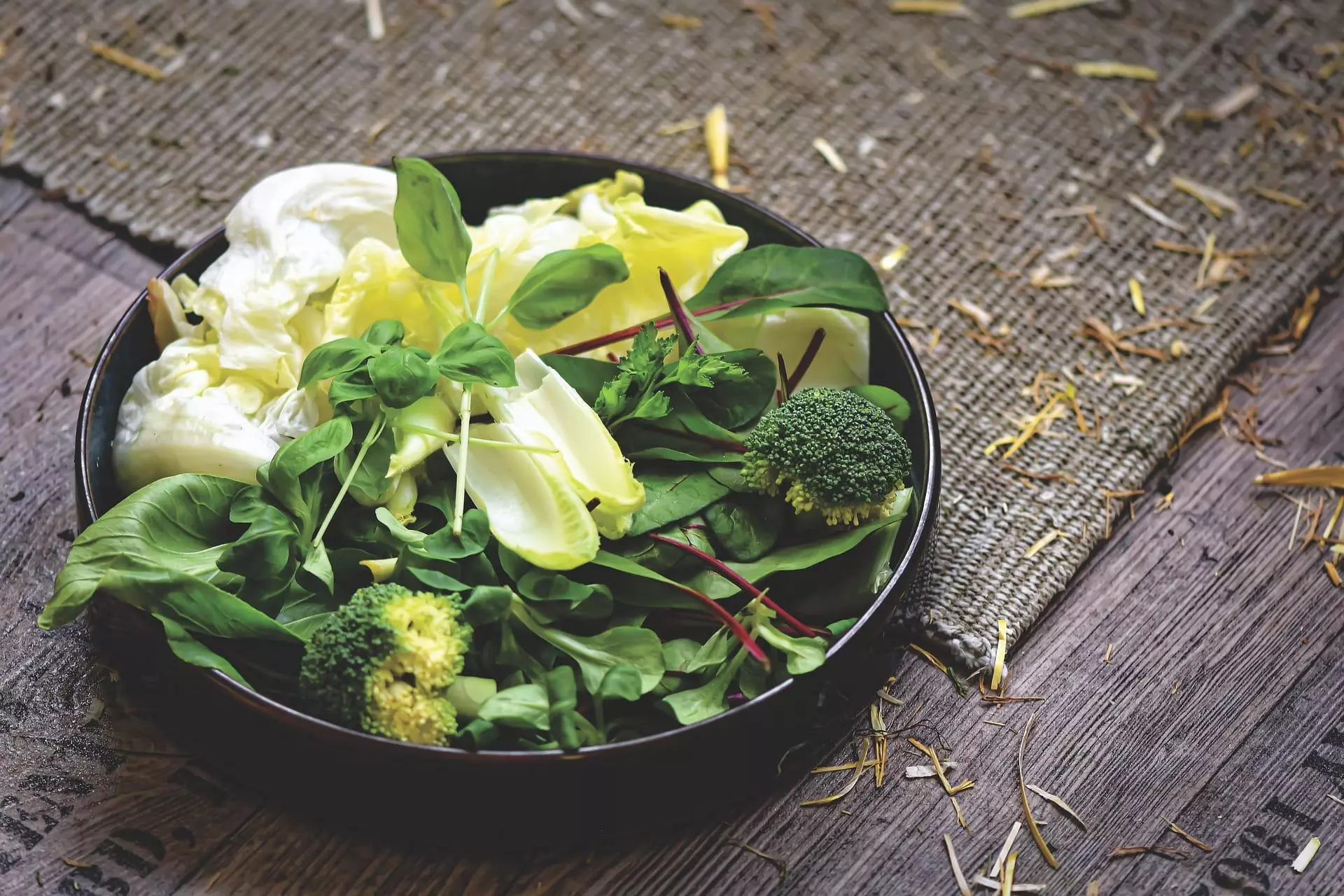 salad with green vegetables